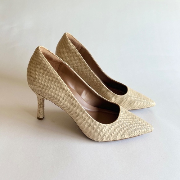 New Nordstrom Rack Cream Weaving Manmade Leather Point Toe Heels size 9 - Picture 14 of 14